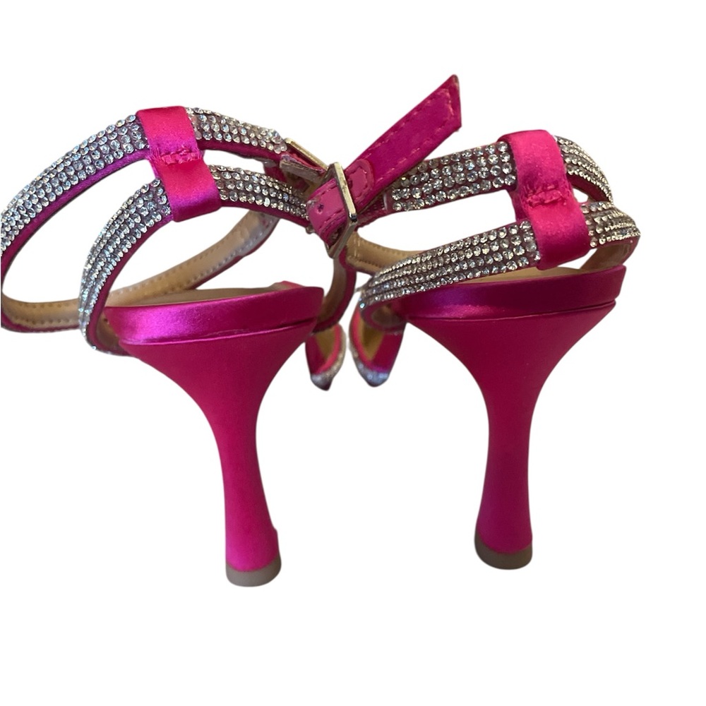 A New Day NWT Carmin/ Pink Satin Pointed Toe Crystal Bow Ankle Strap Heels - Picture 3 of 6